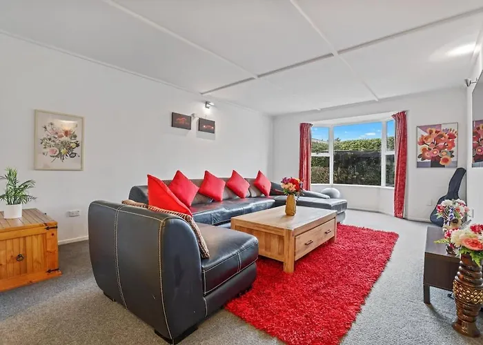 Groovy On Grey Holiday home