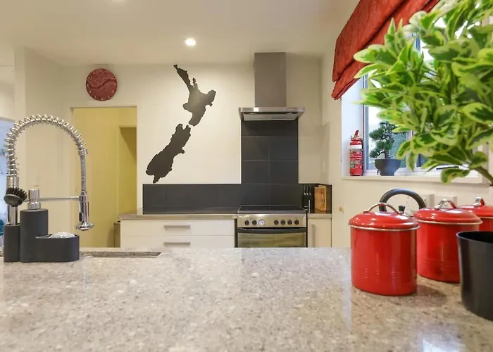 Groovy On Grey Holiday home